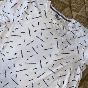 Tommy hilfiger shirt
